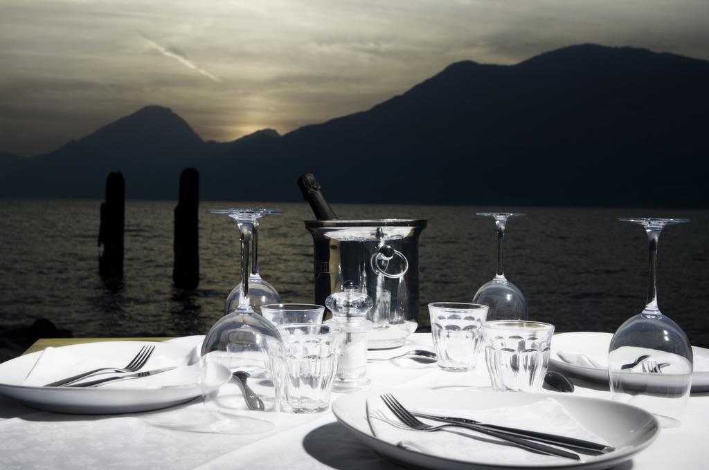 Kite & Lounge Hotel Club Da Baia Brenzone sul Garda Buitenkant foto