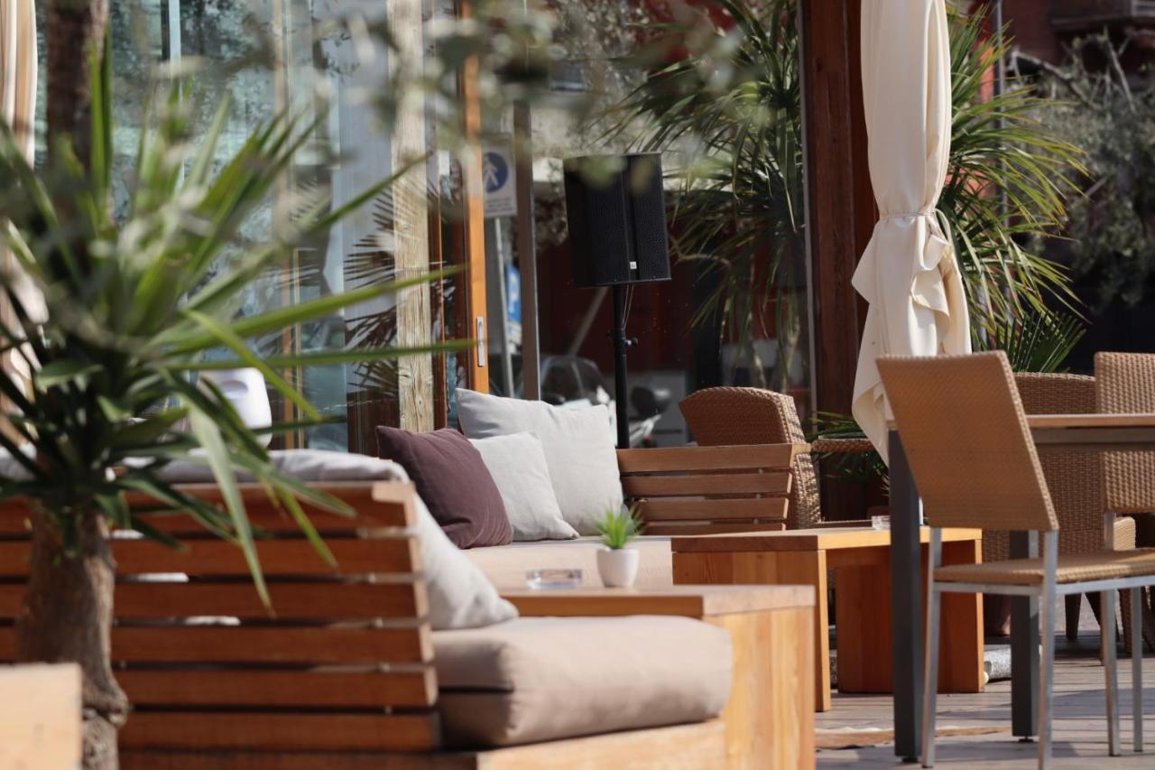 Kite & Lounge Hotel Club Da Baia Brenzone sul Garda Buitenkant foto